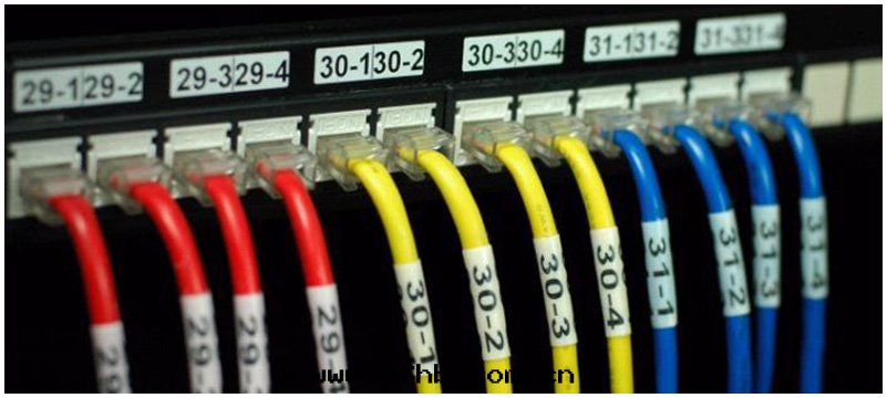 端口(kǒu)标(biāo)签-統一(yī)设置防水标(biāo)签、清(qīng)晰美(měi)觀，便于(yú)線(xiàn)缆(lǎn)查找(zhǎo)及(jí)跳線(xiàn)跳接。